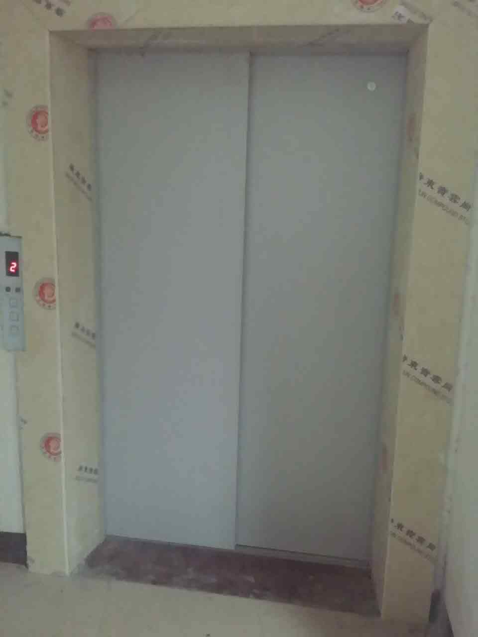 導(dǎo)軌式液壓升降貨梯