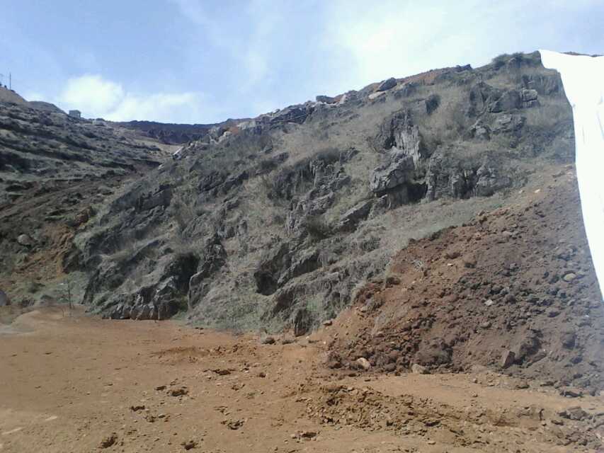 壩坡防浪護(hù)坡土工膜施工過程 土工膜價格貴嗎？