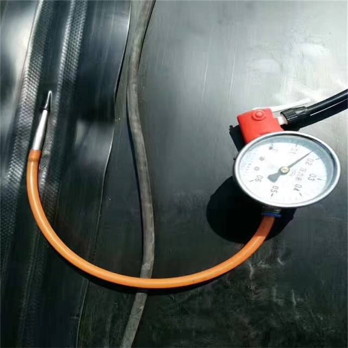 HDPE土工膜施工部位處理不當(dāng)會(huì)出現(xiàn)什么現(xiàn)象?